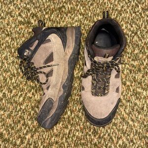 Eddie Bauer Brighton hiking boots